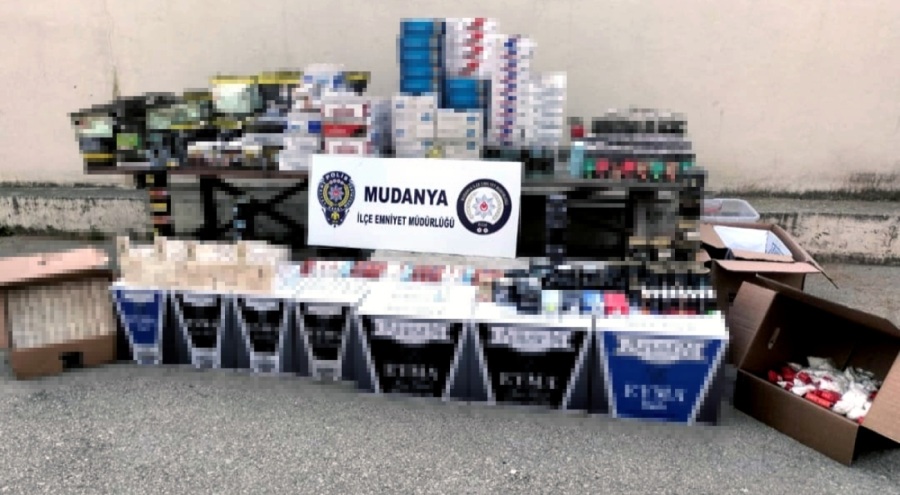 Bursa'da kaçak sigara ve tütün ticareti baskını!