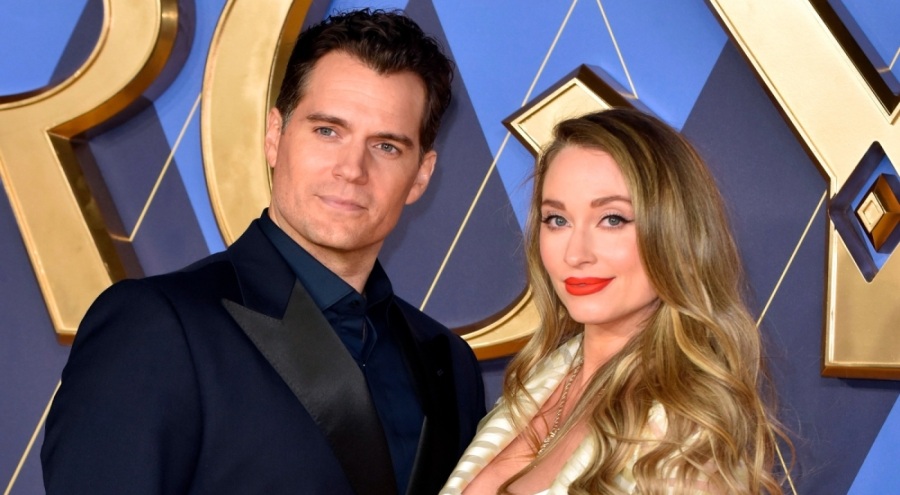 Ünlü İngiliz oyuncu Henry Cavill baba oluyor