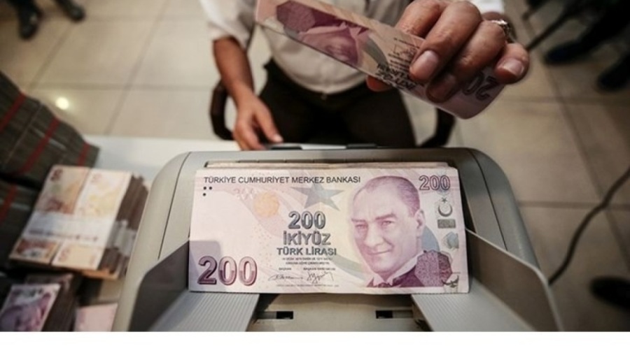 Kur korumalı mevduattan çıkışlar geriledi