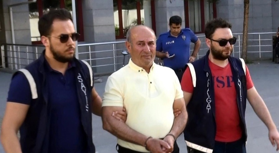 34 yıllık eşini 25 bıçak darbesiyle öldürdü