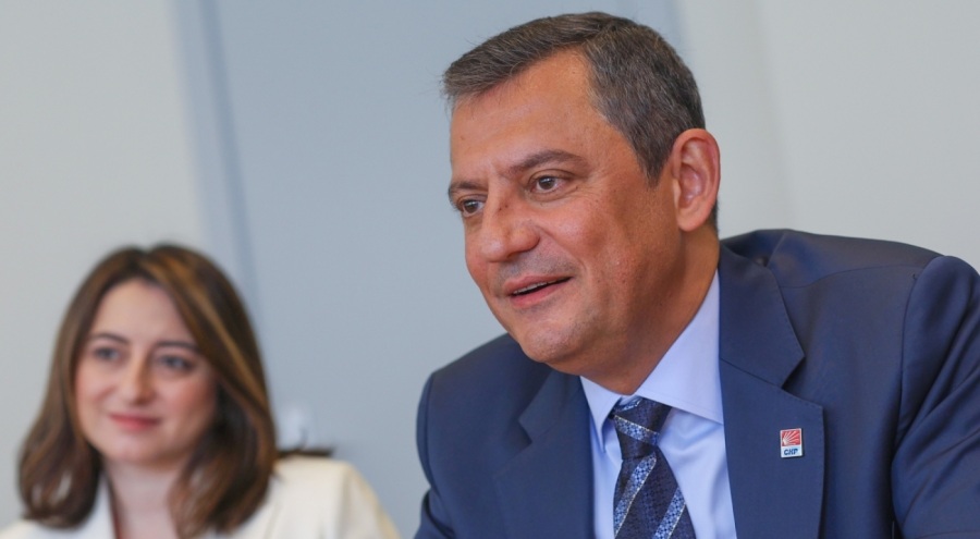 Özgür Özel, Strazburg'da temaslarda bulundu