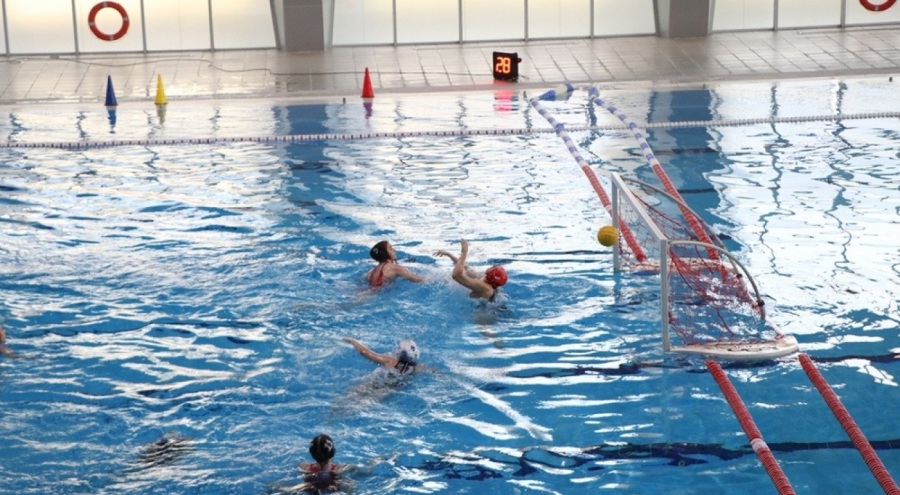 19 yaş altı kadınlar sutopu Türkiye Şampiyonası Niğde'de başladı