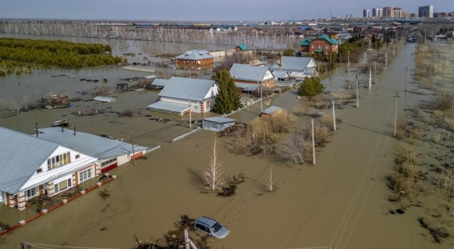 Kazakistan'daki sellerde 5 kişi yaşamını yitirdi
