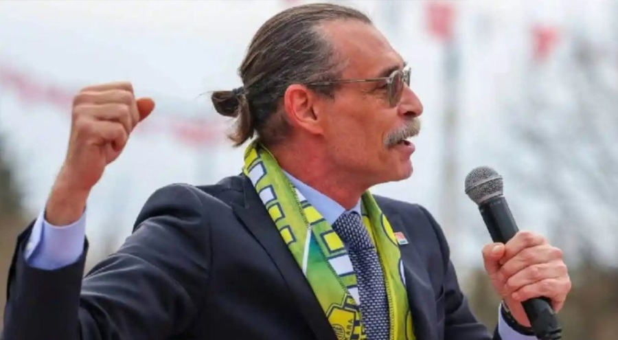 Etimesgut Belediye Başkanı Beşikçioğlu, Ankara'da sahneye çıktı