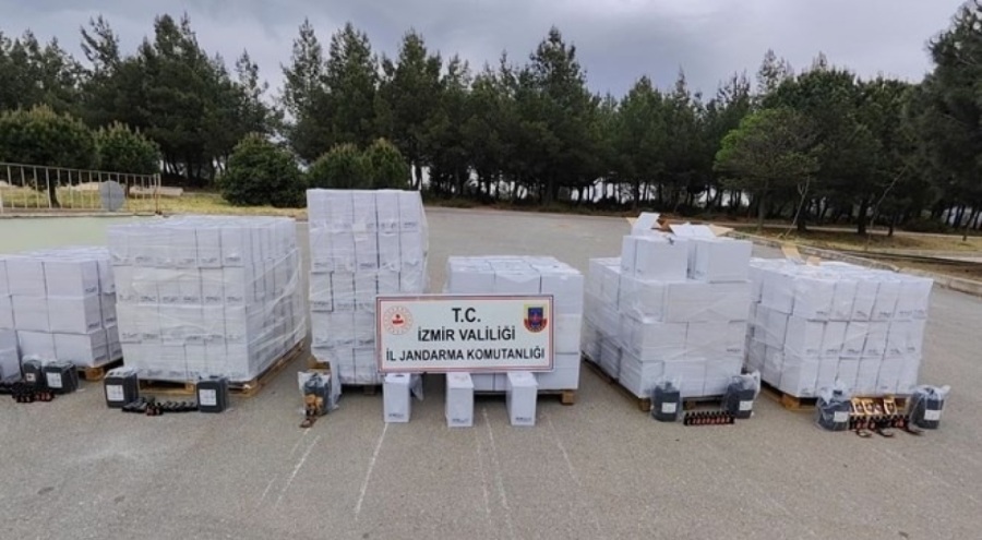 İzmir'de binlerce litre etil alkol ele geçirildi