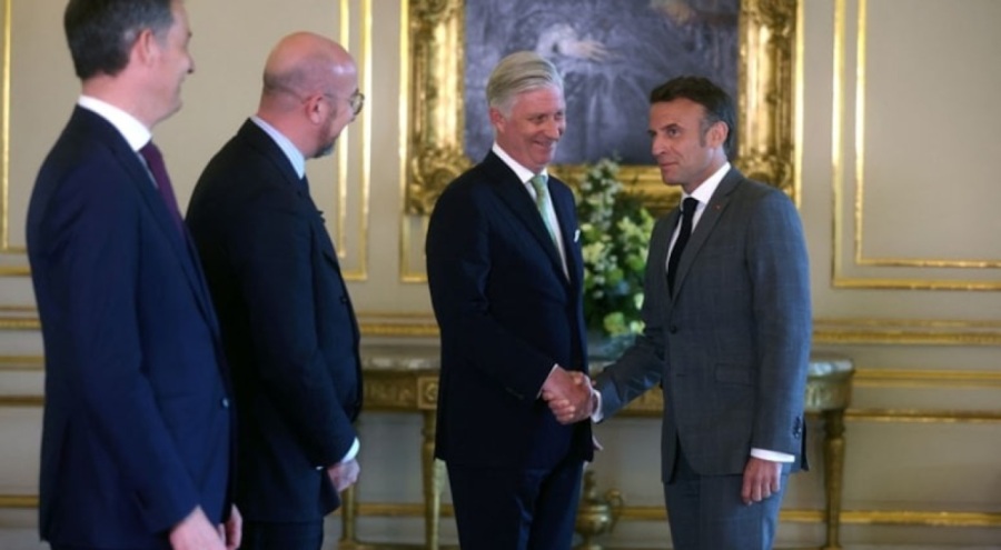 Macron'a sert tepki: 'Kendini Kral'ın arkadaşı mı sanıyor?'