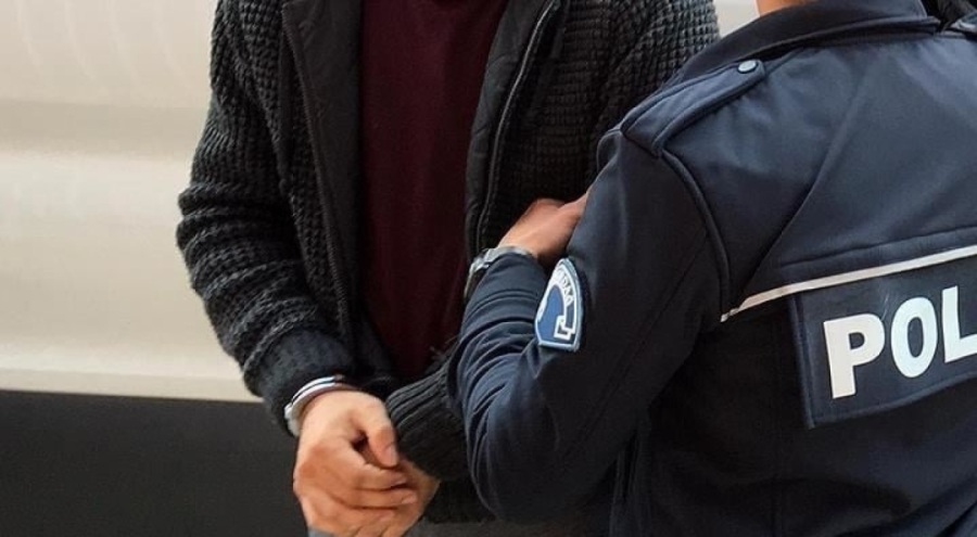 Bursa'da firari hükümlü ile yağma şüphelisi yakalandı