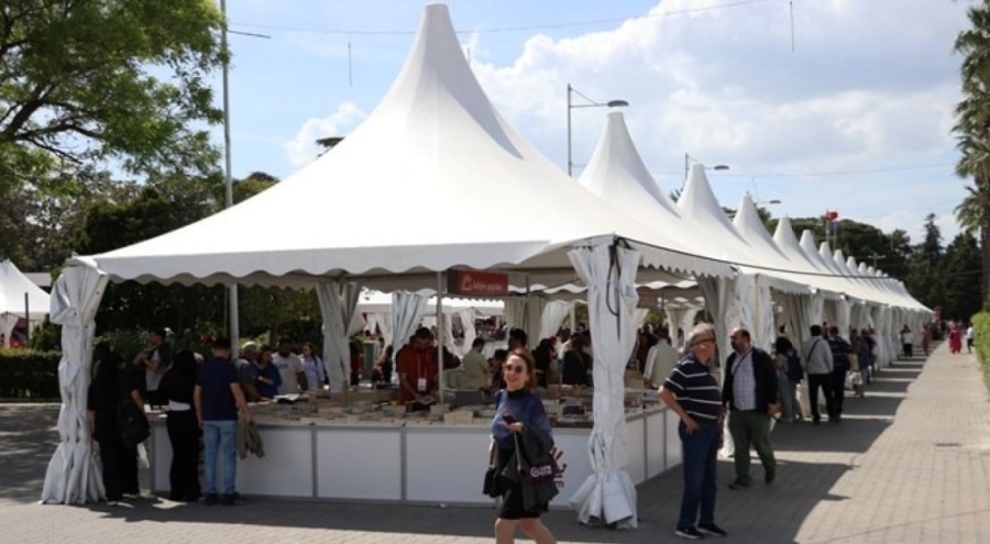 İzmir Kitap Fuarı açıldı