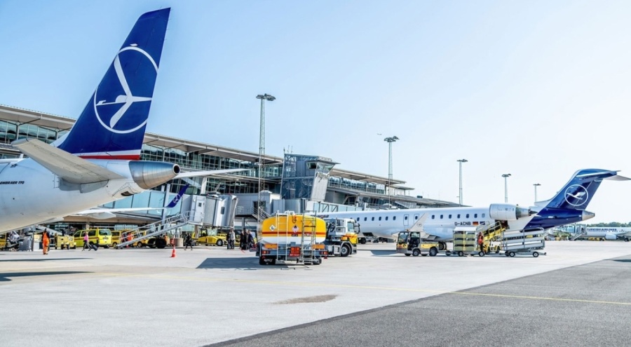 Havalimanında yapılan bomba ihbarıyla ilgili açıklama