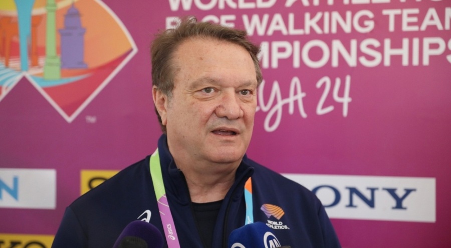 Beşiktaş Başkanı Arat: Antrenör konusunda acele etmeyeceğiz