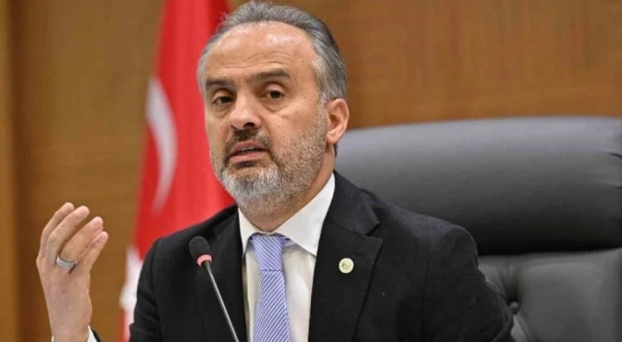 Altın, kahve seti, ipek kumaş baskılı tablo! Savcılık, Eski Başkan Alinur Aktaş için topu Sayıştay'a attı