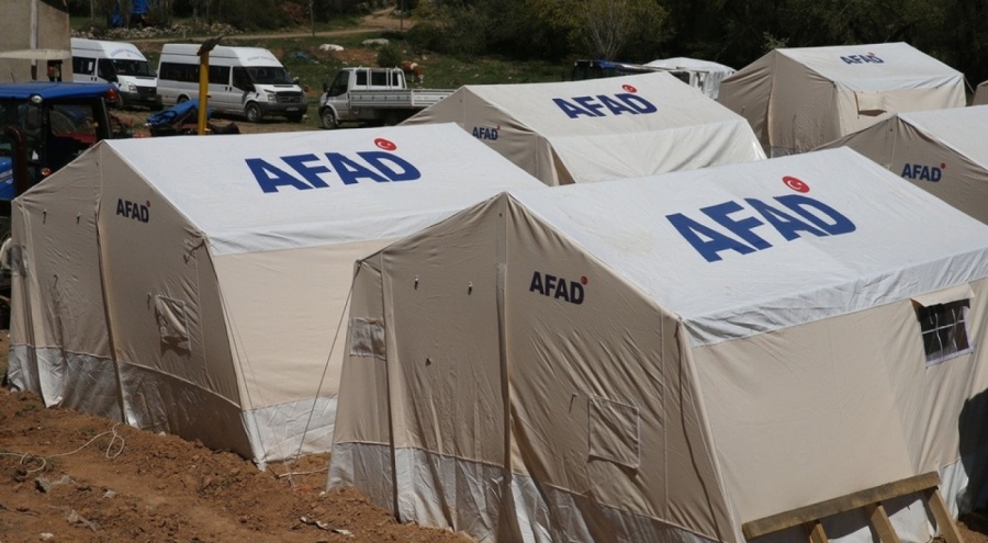 Tokat'ta deprem sonrası vatandaşlara çadır dağıtımı tamamlandı