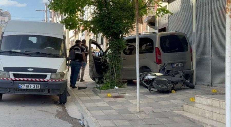 Direksiyona geçen 14 yaşındaki çocuk dehşet saçtı!