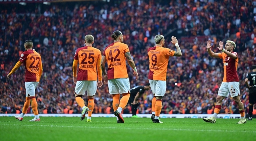 Galatasaray'ın yenilmezlik serisi 34 maça çıktı!