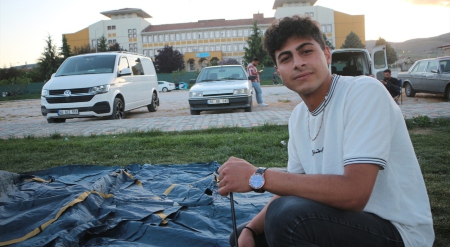 Deprem bölgesinde yaşadıklarını anlattı