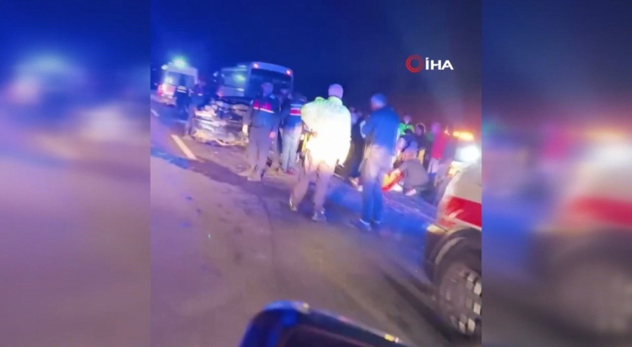 Feci zincirleme kaza: 6'sı ağır 10 yaralı