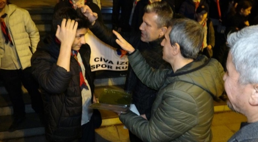 Evlatlarının saçına kına yakıp Çanakkale'ye gönderdiler