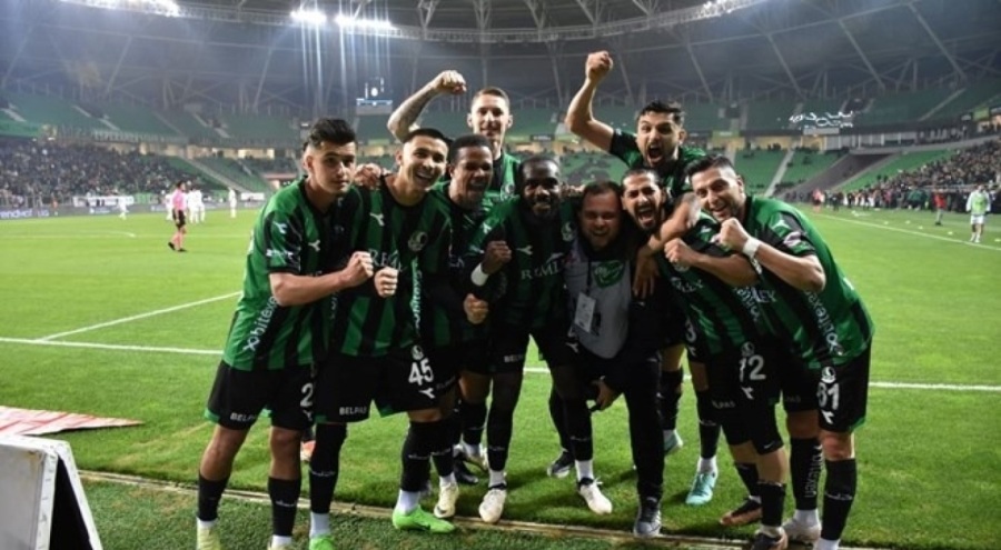 Sakaryaspor, evinde 6 maçtır puanını kaptırmıyor