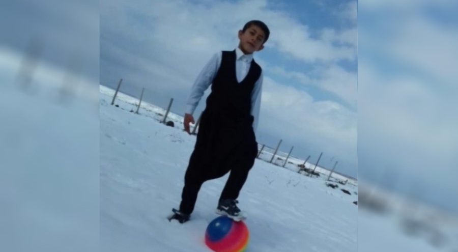 11 yaşındaki çocuk tabancayla kendini vurdu