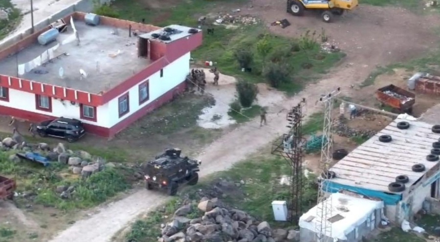 Şanlıurfa'da aranan cinayet zanlısı yakayı ele verdi