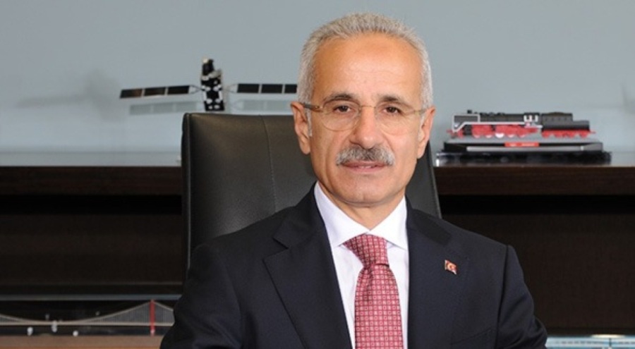 Bakan Uraloğlu: 'X' hala Türkiye'ye temsilci atamadı