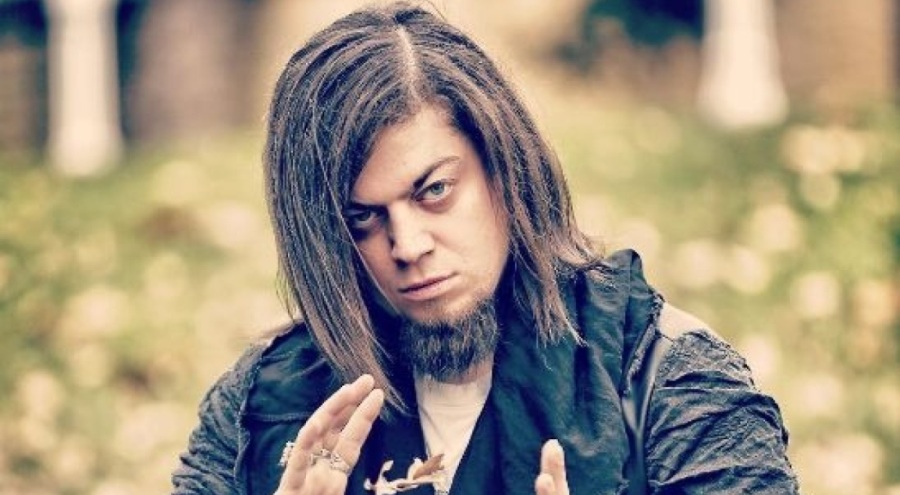 Aref Ghafouri son haliyle dikkat çekti