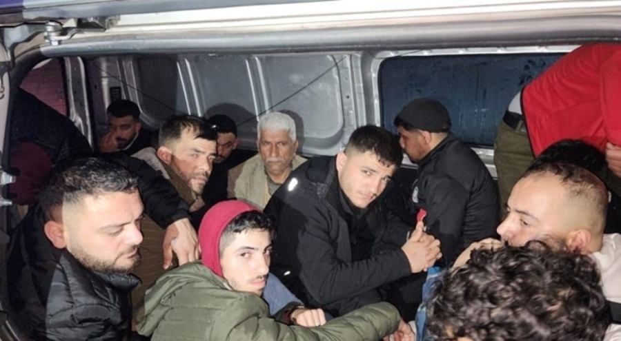 Tekirdağ'da 21 kaçak göçmen ekiplerce yakalandı