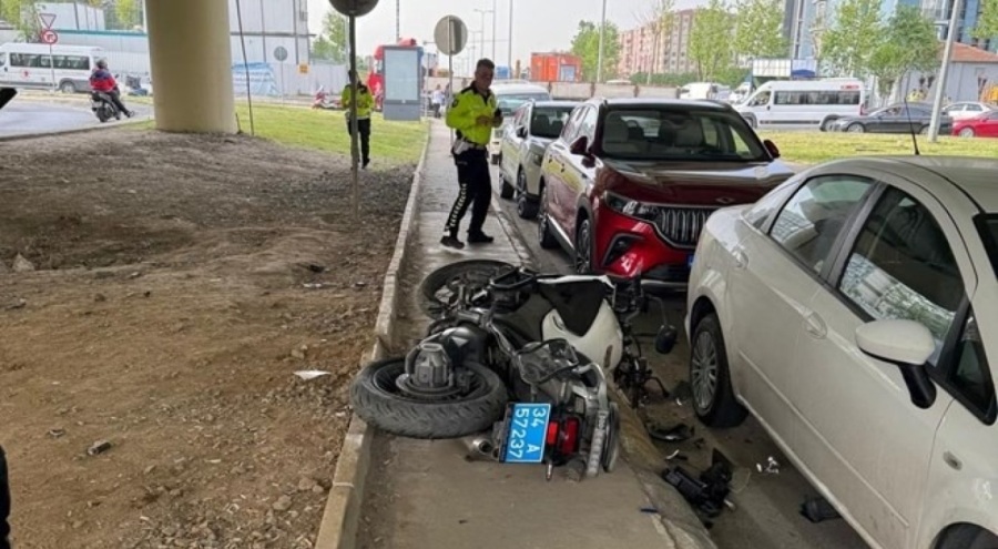 Kaza yapan motosikletli trafik polisi şehit oldu
