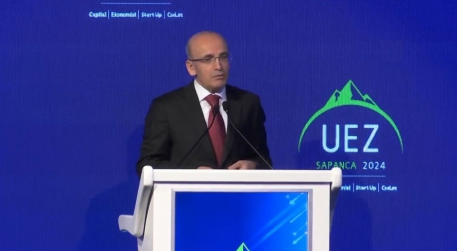 Uludağ Ekonomi Zirvesi'nde konuşan Bakan Şimşek: Enflasyon için ilave adımlar atacağız