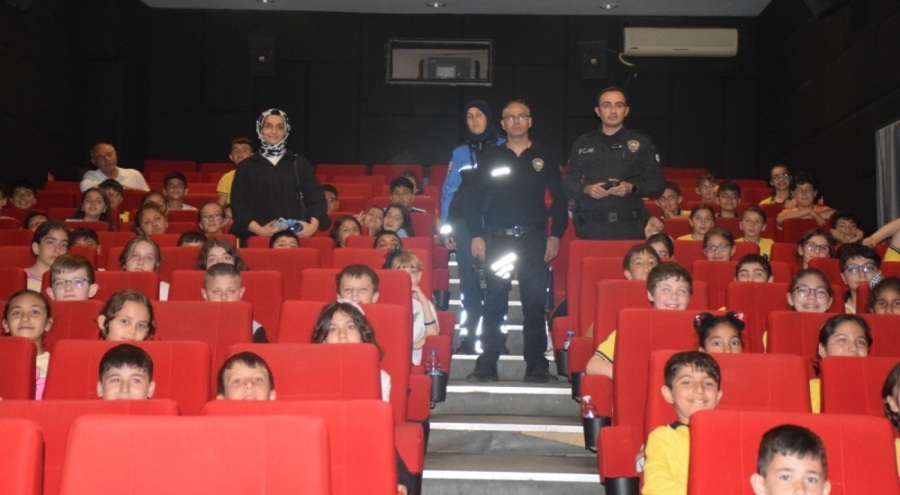 Bursa'da çocuklara siber temalı animasyon filmi gösterisi