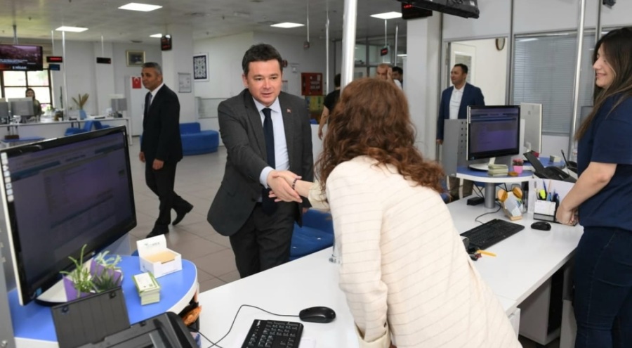 Osmangazi Belediye Başkanı Aydın, personeli ziyaret etti