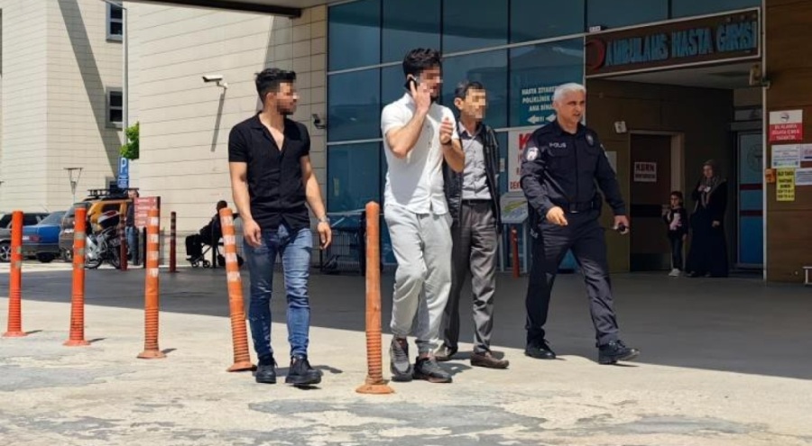 Bursa'da yabancı uyruklu mobilyacılar kendilerini dolandıran şahsı darp etti