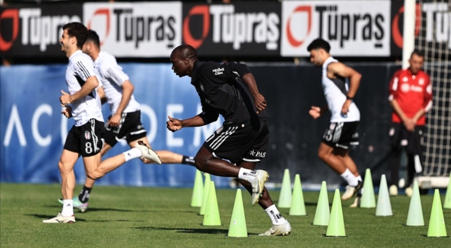 Beşiktaş derbiye hazır