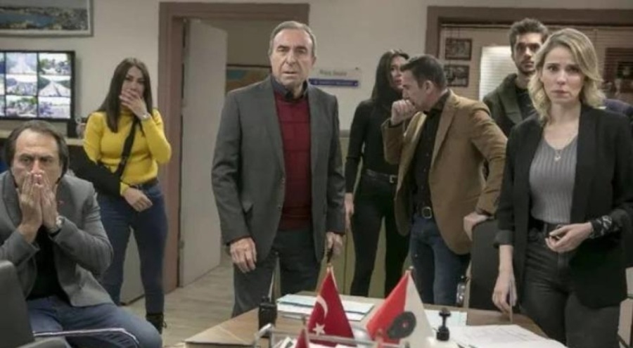Arka Sokaklar'da Şevket Çoruh'un ardından bir sürpriz daha!