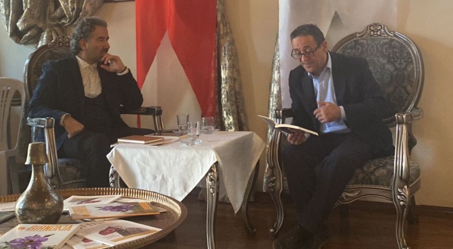 Osmangazi Belediyesi'nin düzenlediği "Dergi Okumaları" programının konuğu şair Mürsel Sönmez oldu