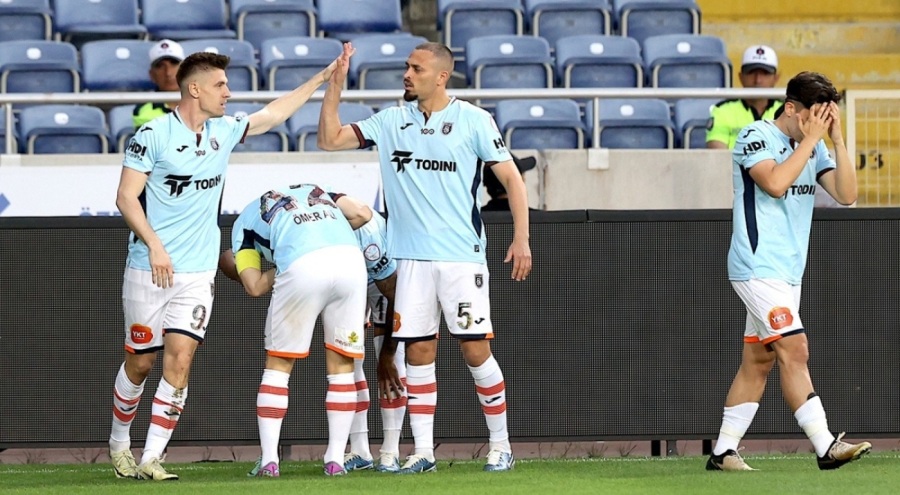 Başakşehir deplasmanda karşılaştığı Hatayspor'u yendi