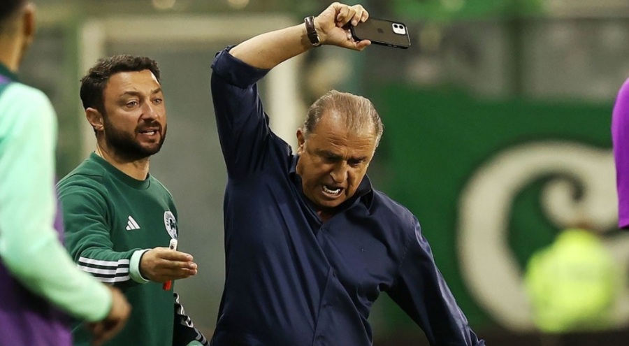 Fatih Terim'in Panathinaikos'u şampiyonluk şansını zora soktu