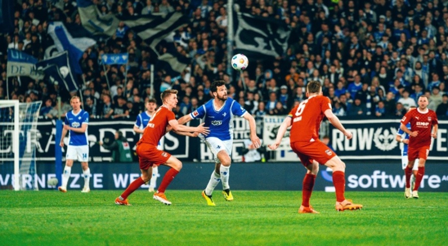 Bundesliga'dan düşen ilk takım belli oldu