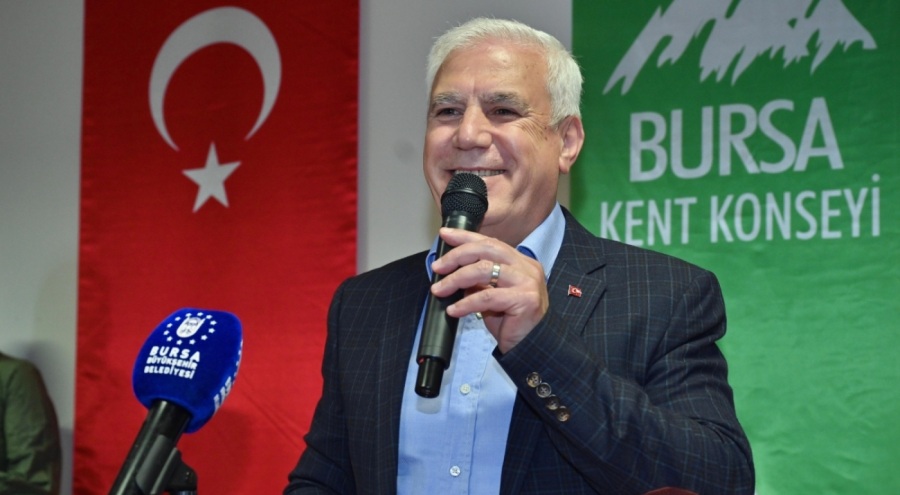 Büyükşehir Belediye Başkanı Bozbey: "Bursa'nın her yaştan insanı gülümsemeye başladı"