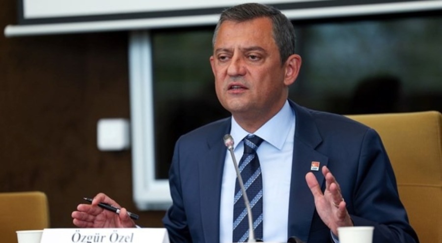 Özgür Özel'den Bakan Ali Yerlikaya'ya Taksim telefonu