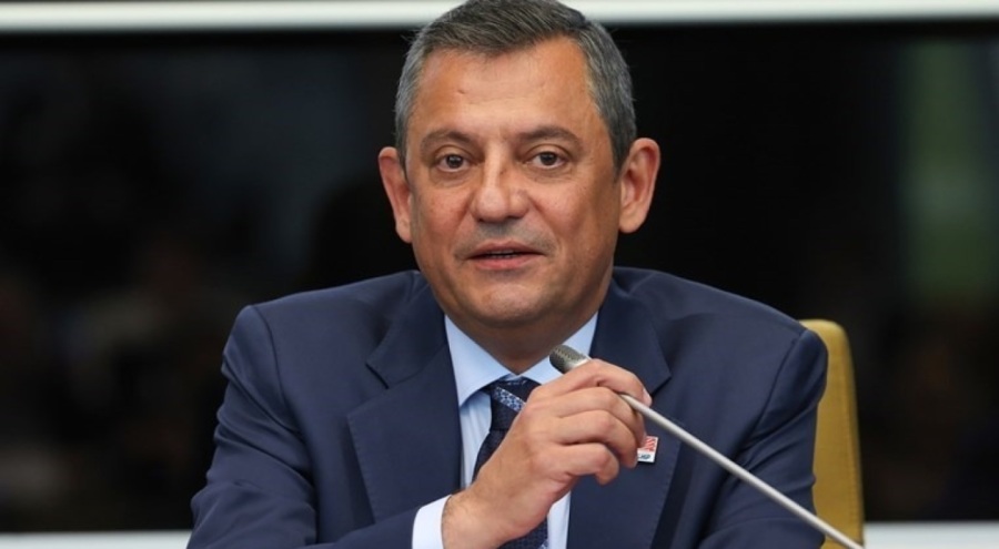 Özgür Özel'den MEB'in taslağına tepki: 'Bu müfredatı reddediyoruz'