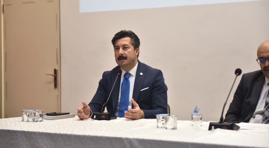 Yenişehir Belediye Başkanı Özel: Her mahalleye eşit ve adil hizmet götüreceğiz.