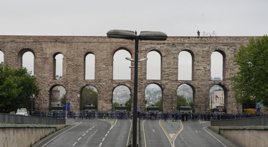 Bozdoğan Kemeri'nde polis yığınağı
