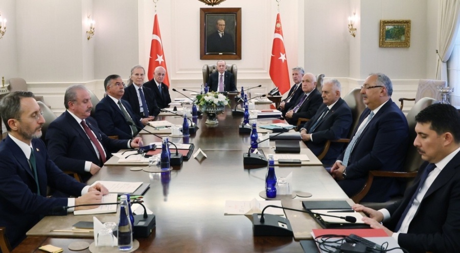 Yüksek İstişare Kurulu toplantısında yeni anayasa vurgusu