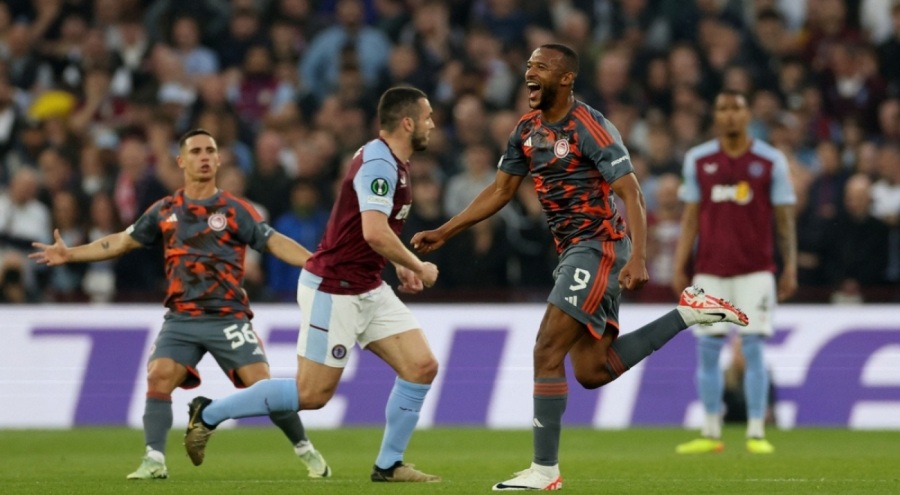 Olympiakos, deplasmanda karşılaştığı Aston Villa'yı  yendi