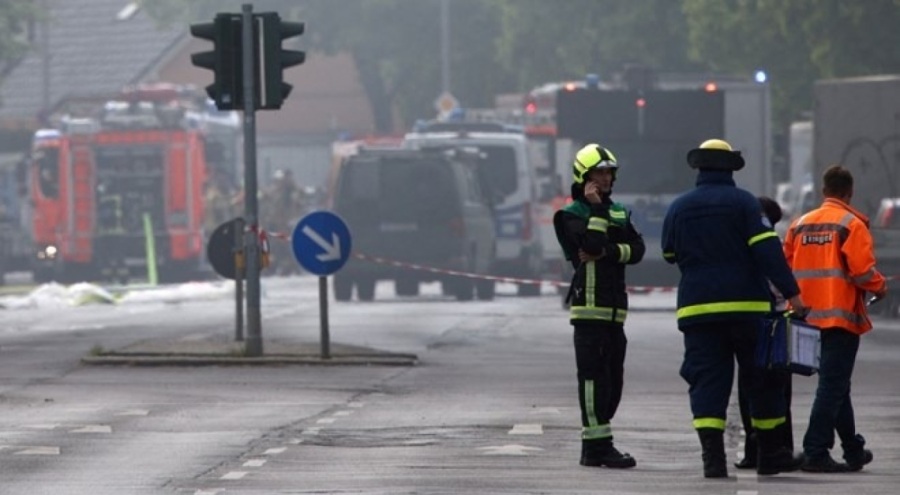 Berlin'de kimya fabrikasında yangın!