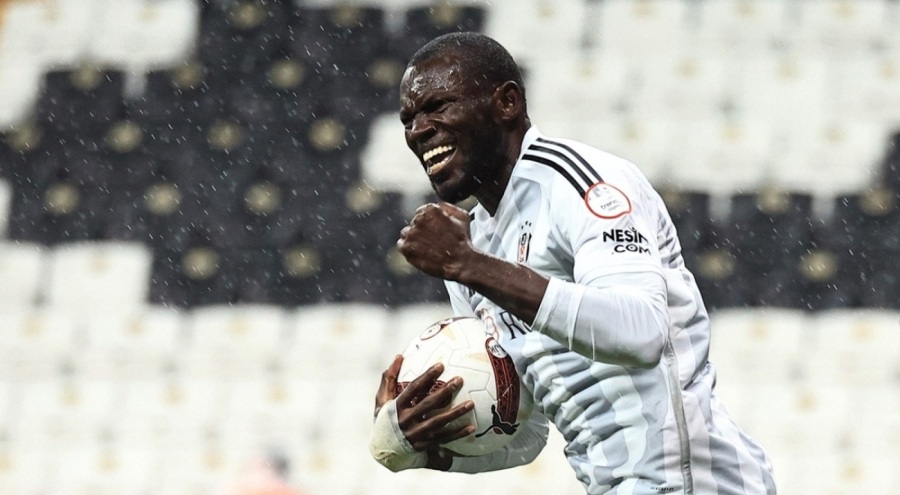 Omar Colley, Beşiktaş'ın golcülerini solladı!