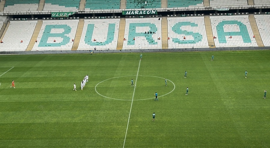 Vanspor FK oyuncuları, Bursaspor maçında protesto gerçekleştirdi
