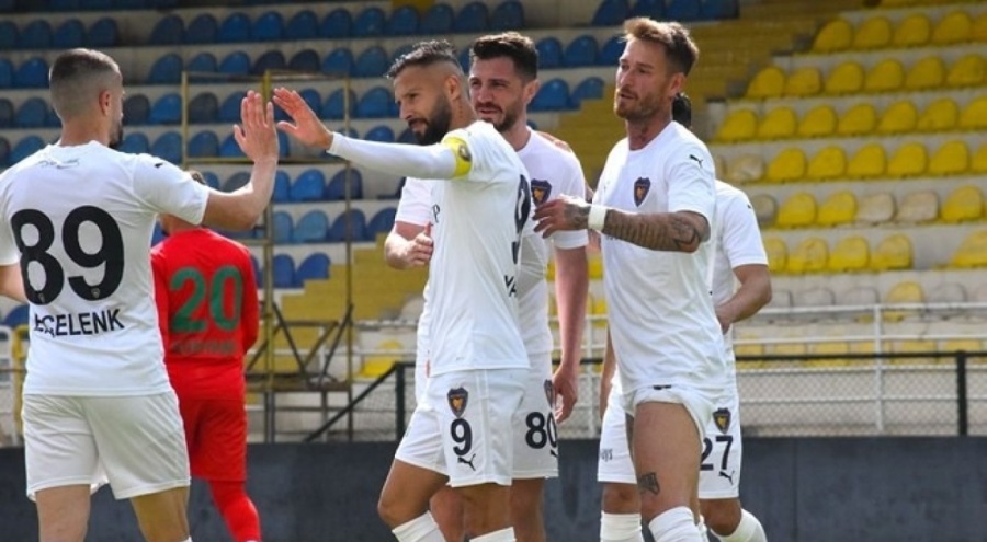 Bucaspor 1928, Yeni Mersin'le rakip oldu