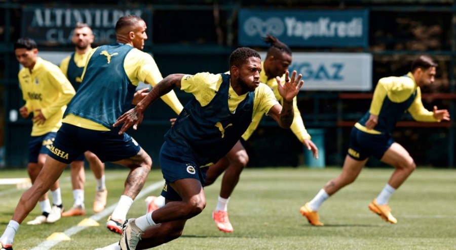 Fenerbahçe'nin Konyaspor maçı kamp kadrosu belli oldu